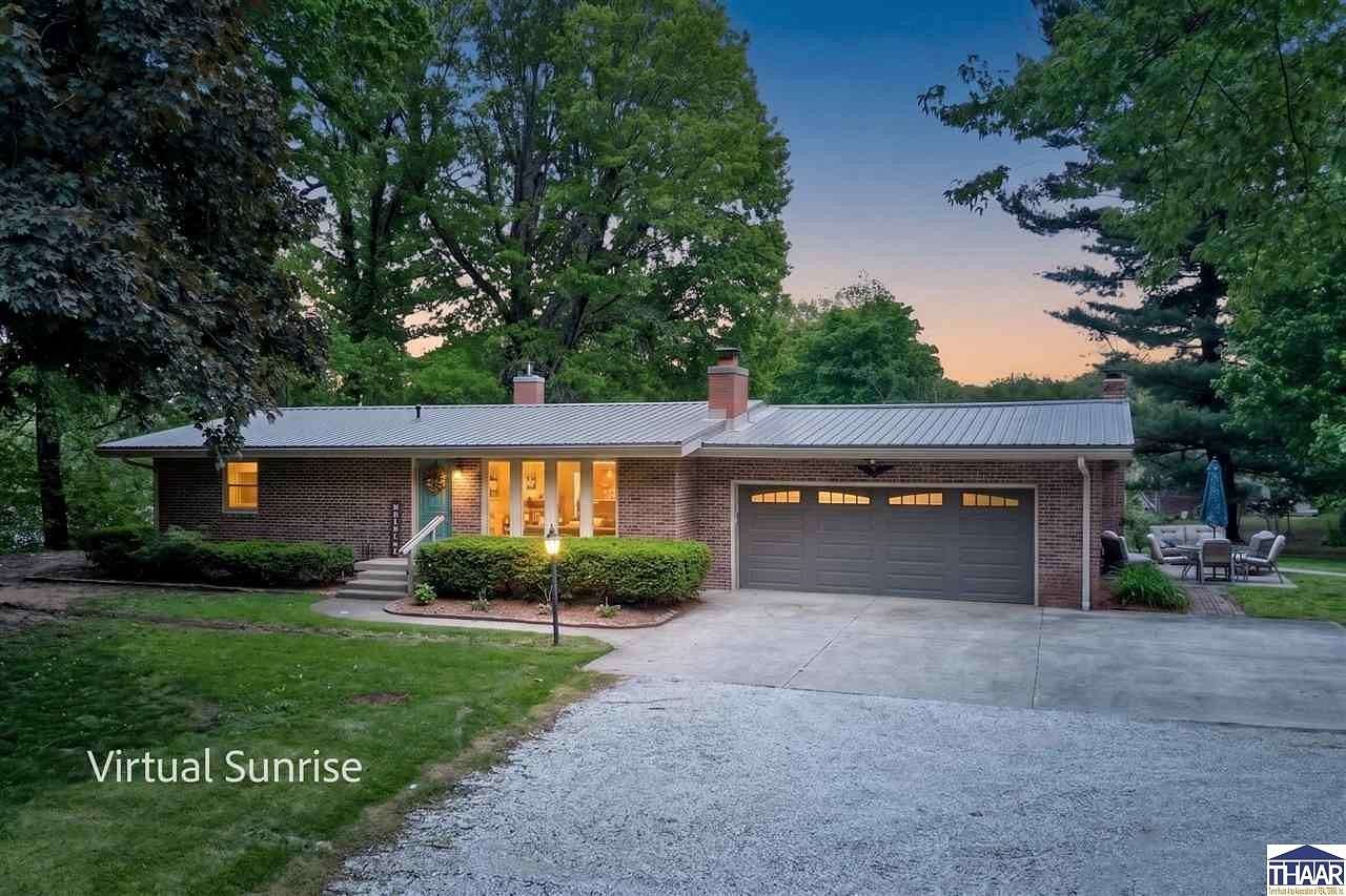 2 Acres of Land with Home for Sale in Brazil, Indiana