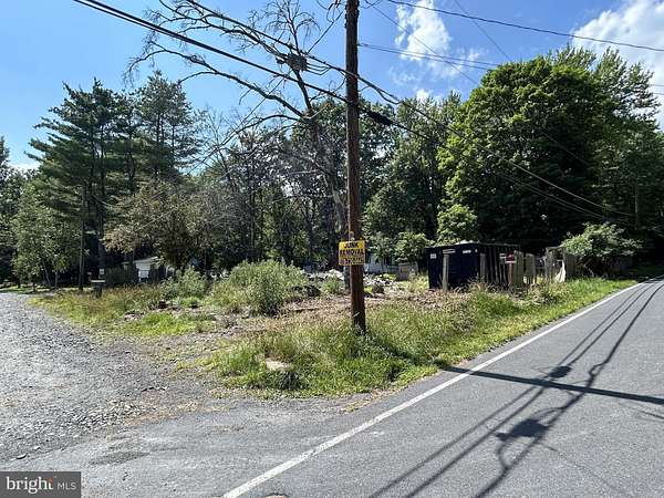 0.17 Acres of Land for Sale in Effort, Pennsylvania