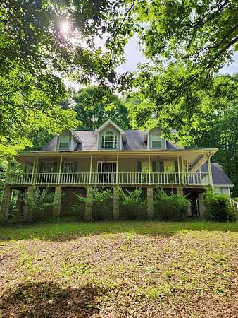 18.7 Acres of Land with Home for Sale in LaFayette, Georgia