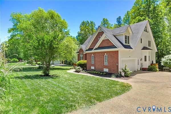 1.62 Acres of Land with Home for Sale in Chesterfield, Virginia
