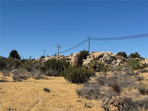 1.23 Acres of Residential Land for Sale in Yucca Valley, California