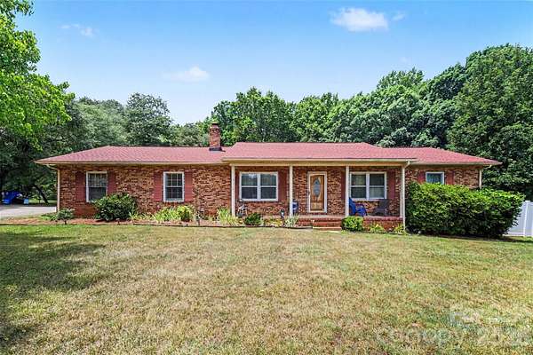 2 Acres of Land with Home for Sale in Lincolnton, North Carolina