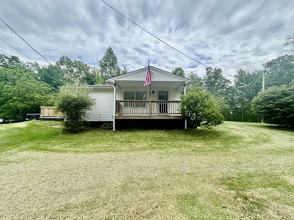 7 Acres of Land with Home for Sale in Sandgap, Kentucky