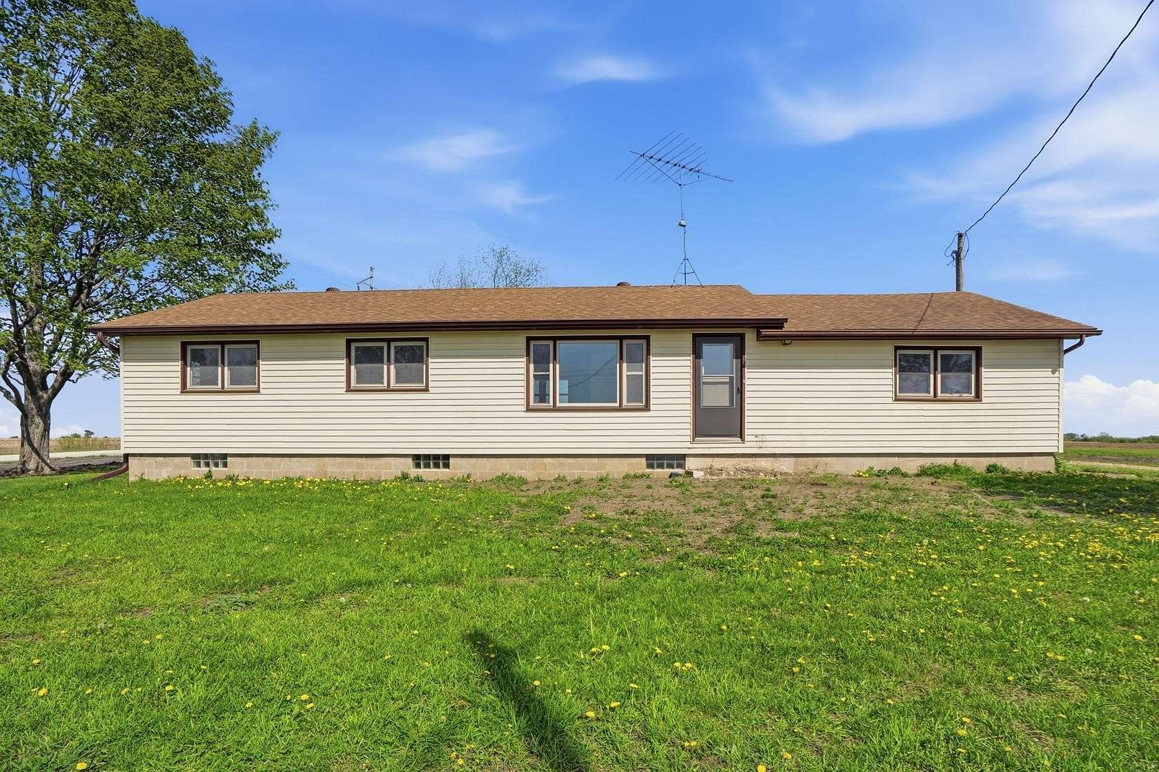 1.9 Acres of Land with Home for Sale in Nashua, Iowa