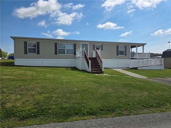 18 Acres of Land with Home for Sale in Mount Pleasant, Pennsylvania