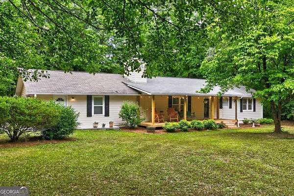 2.5 Acres of Land with Home for Sale in Colbert, Georgia