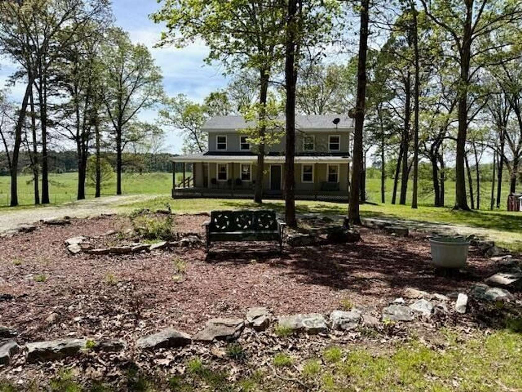 198 Acres of Land with Home for Sale in Mountain View, Missouri