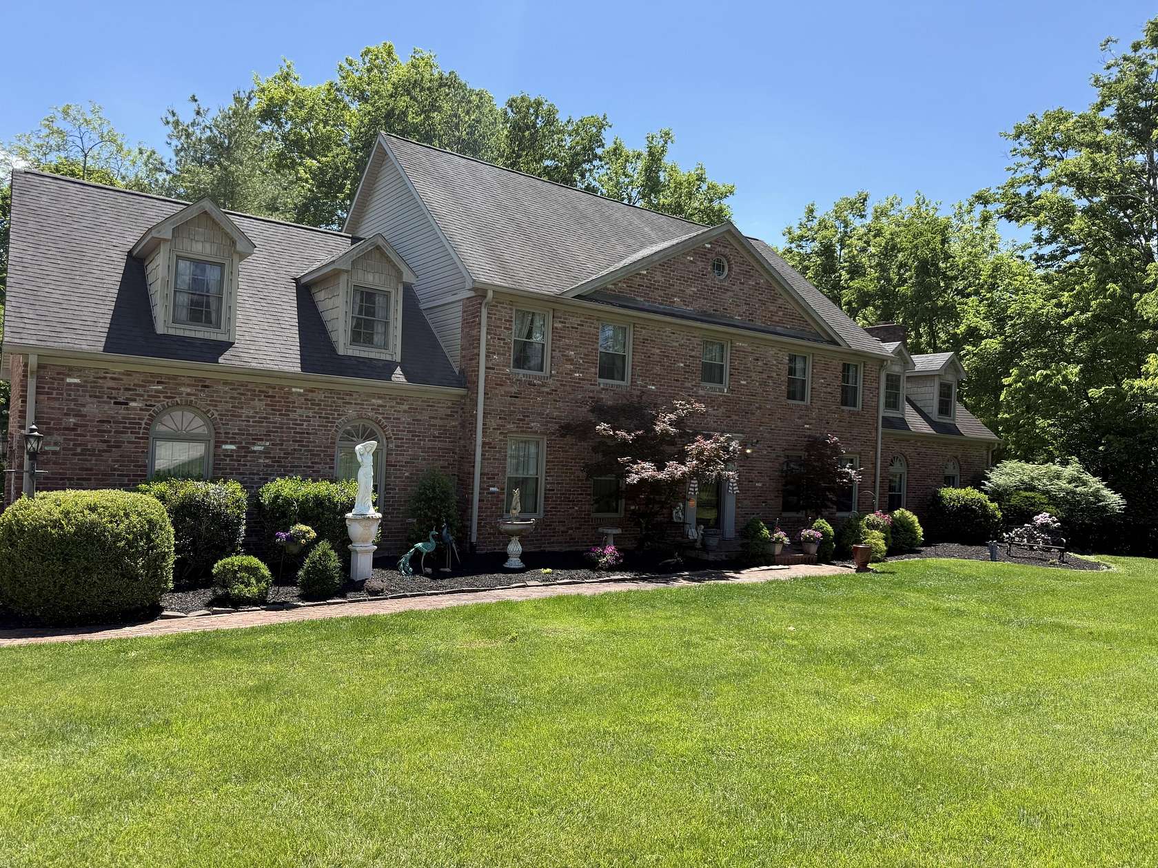 1.5 Acres of Land with Home for Sale in Richmond, Kentucky