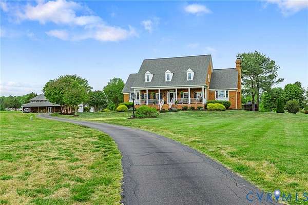 13.8 Acres of Land with Home for Sale in Mechanicsville, Virginia