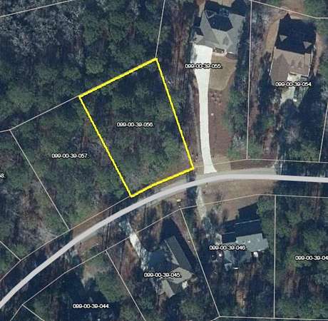 0.4 Acres of Land for Sale in McCormick, South Carolina