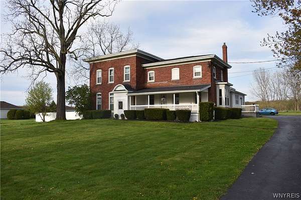 9.8 Acres of Land with Home for Sale in Lockport, New York