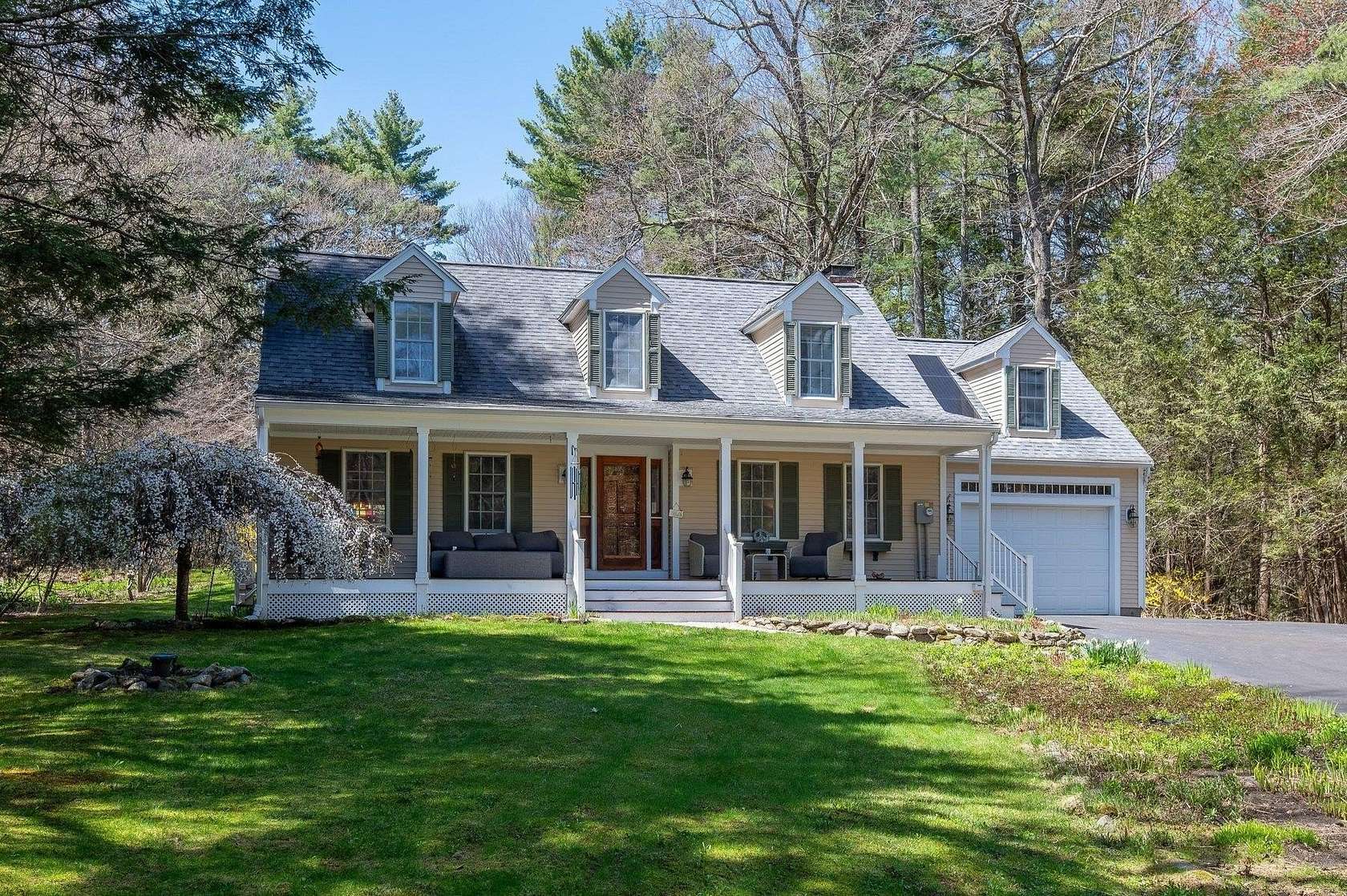 2.6 Acres of Land with Home for Sale in Hampton Falls, New Hampshire