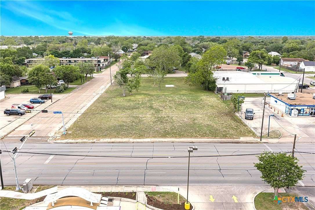 0.84 Acres of Commercial Land for Sale in Victoria, Texas