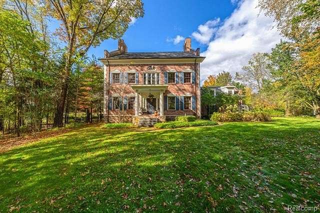 2 Acres of Land with Home for Sale in Rochester Hills, Michigan