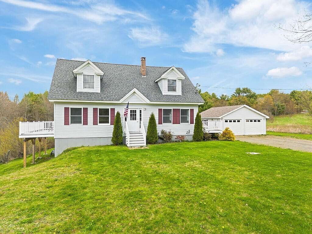 2.5 Acres of Land with Home for Sale in Winslow, Maine