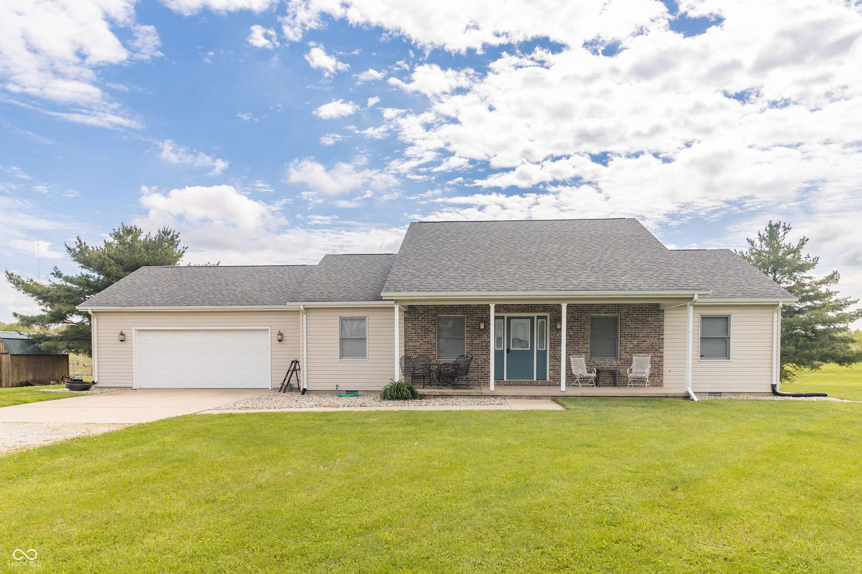 5 Acres of Land with Home for Sale in New Castle, Indiana