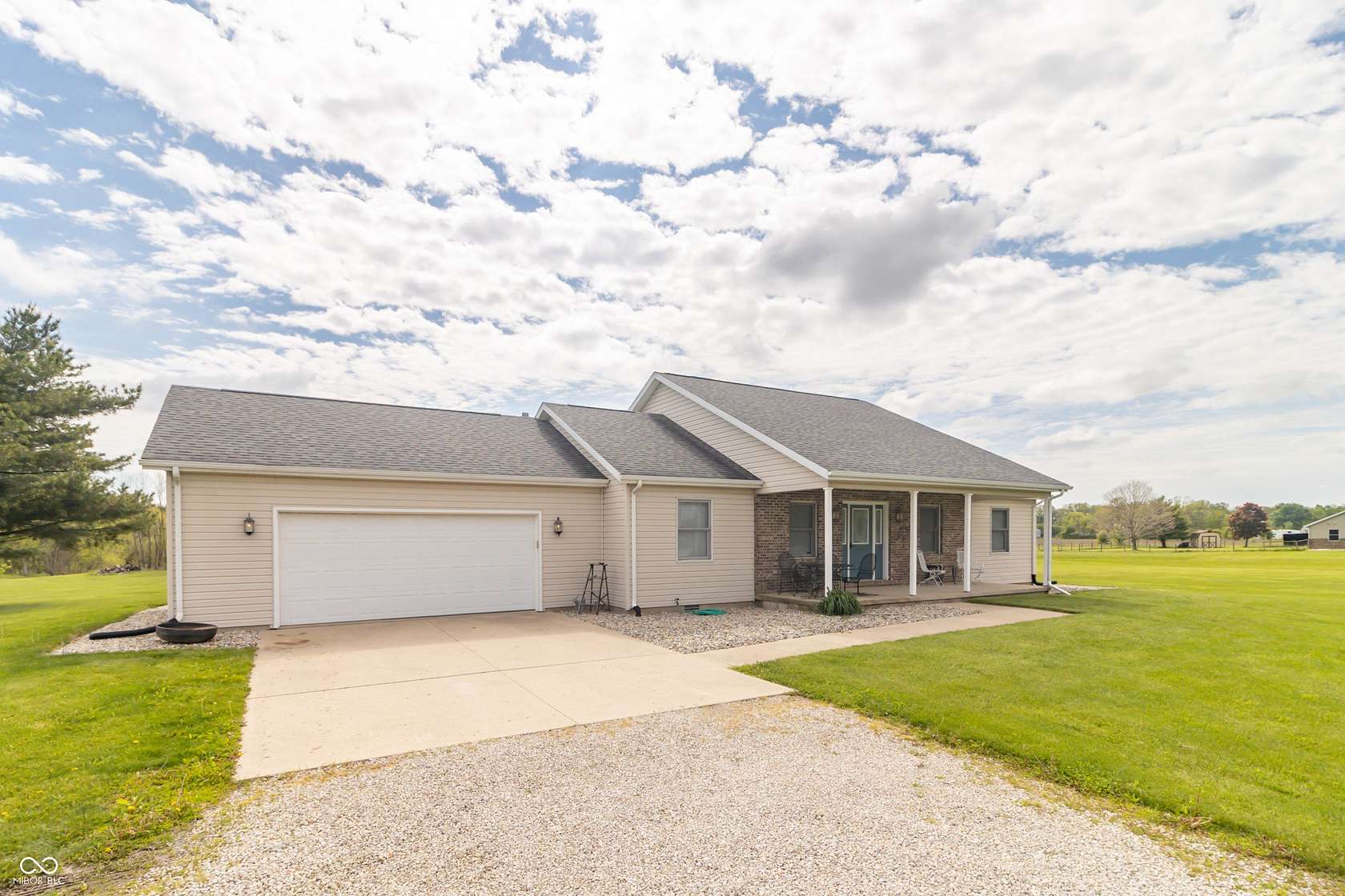 5 Acres of Land with Home for Sale in New Castle, Indiana