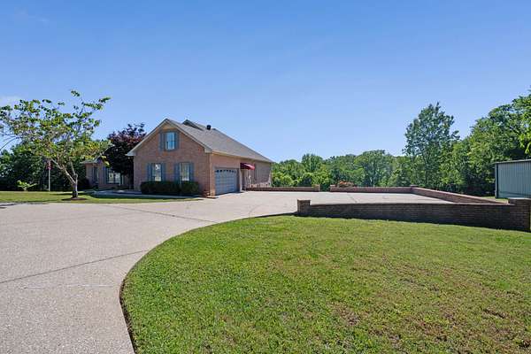 3 Acres of Land with Home for Sale in Mount Juliet, Tennessee