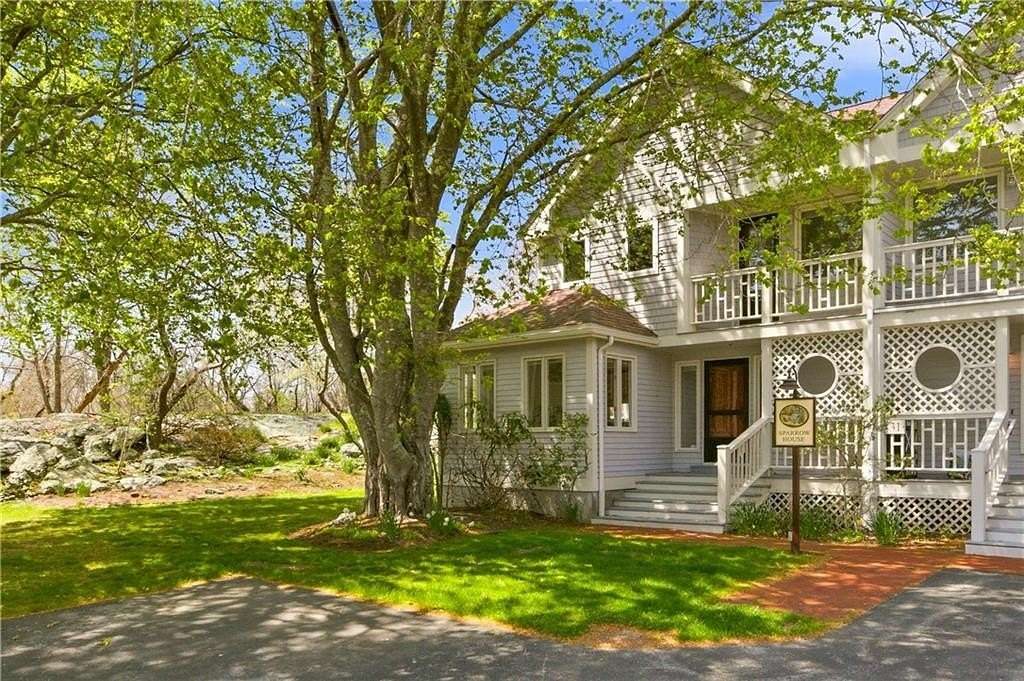 17 Acres of Land with Home for Sale in Newport, Rhode Island