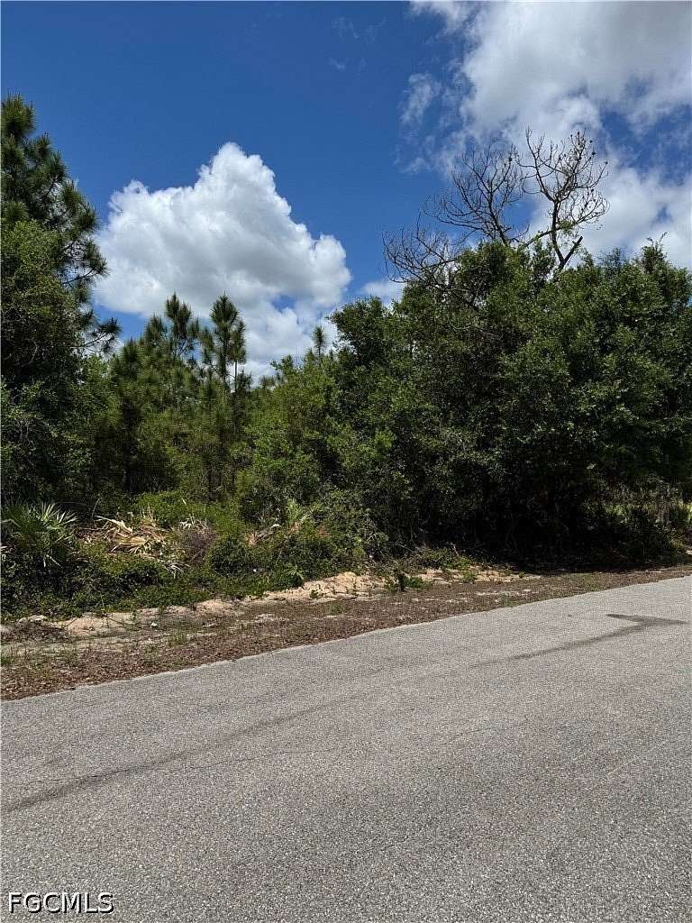 0.5 Acres of Residential Land for Sale in Lehigh Acres, Florida