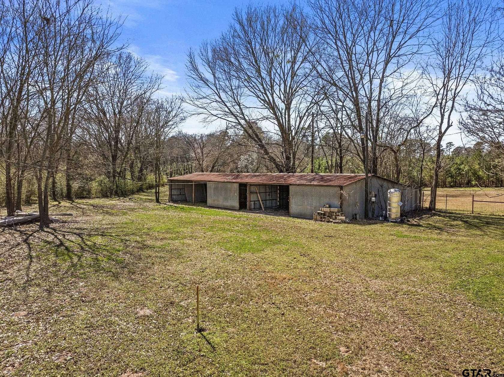 2 Acres of Land for Sale in Mount Pleasant, Texas