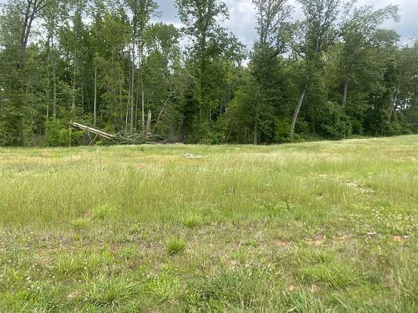 8 Acres of Residential Land for Sale in McMinnville, Tennessee