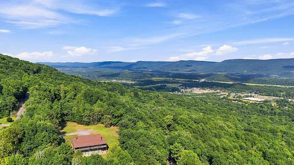 2.8 Acres of Land with Home for Lease in Dunlap, Tennessee