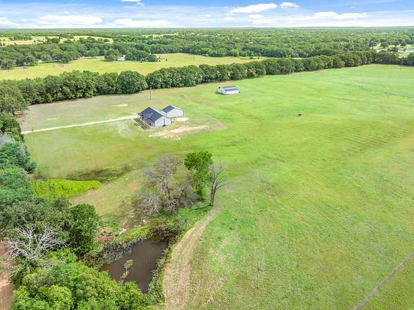 15.9 Acres of Land with Home for Sale in Eustace, Texas