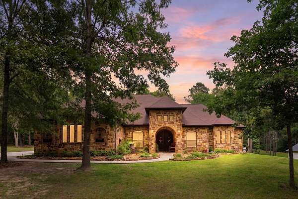 2 Acres of Land with Home for Sale in Huntsville, Texas