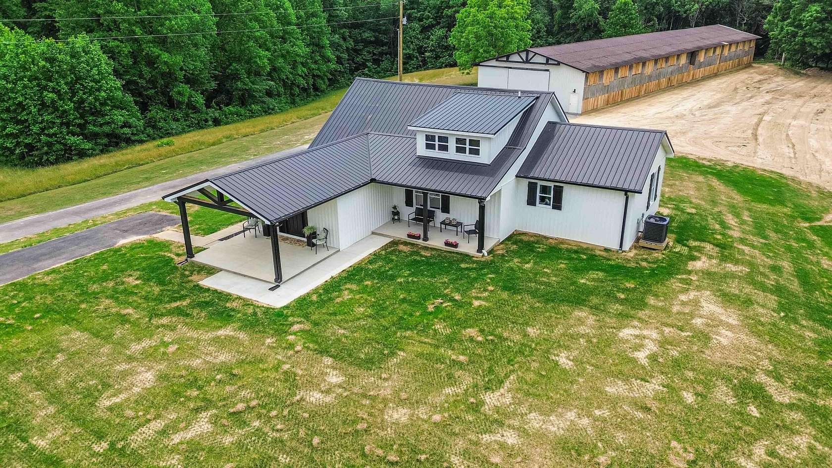 10 Acres of Land with Home for Sale in Russell Springs, Kentucky