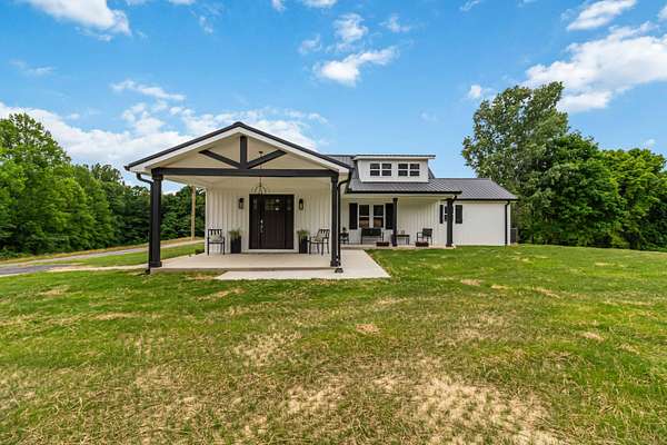 10 Acres of Land with Home for Sale in Russell Springs, Kentucky