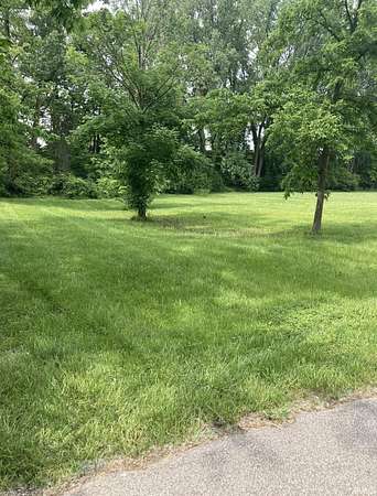 0.34 Acres of Residential Land for Sale in Syracuse, Indiana