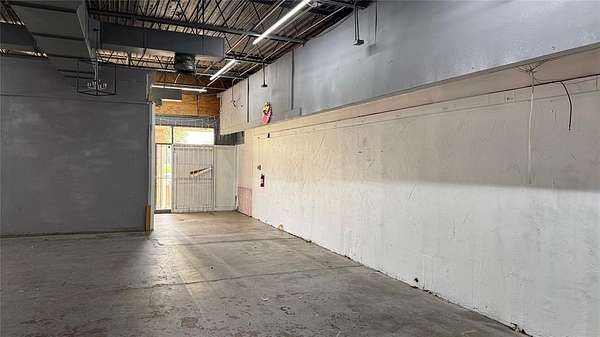 4.32 Acres of Commercial Land for Lease in Dallas, Texas