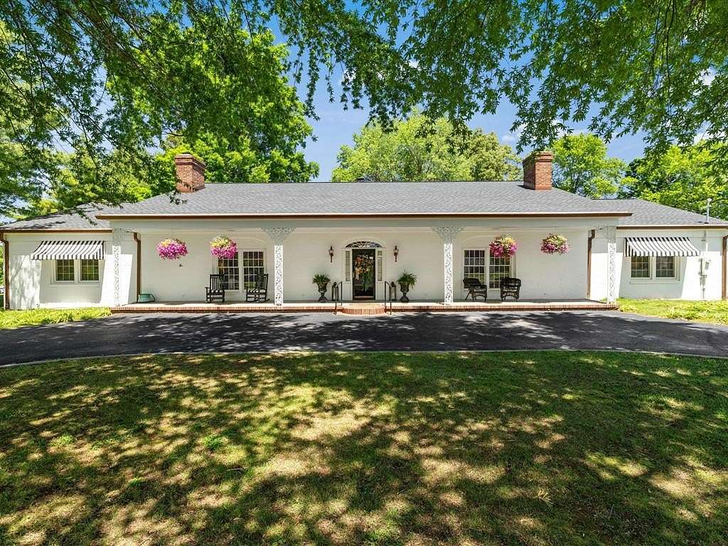 2 Acres of Land with Home for Sale in Madisonville, Kentucky