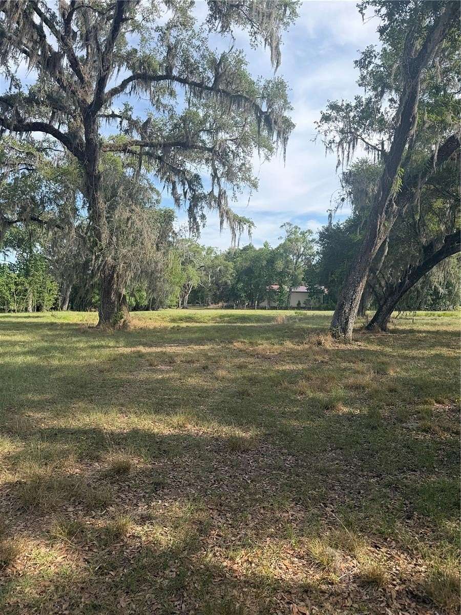 10.1 Acres of Land for Sale in Dade City, Florida