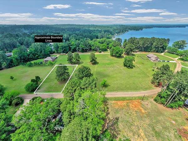 0.53 Acres of Residential Land for Sale in Nacogdoches, Texas