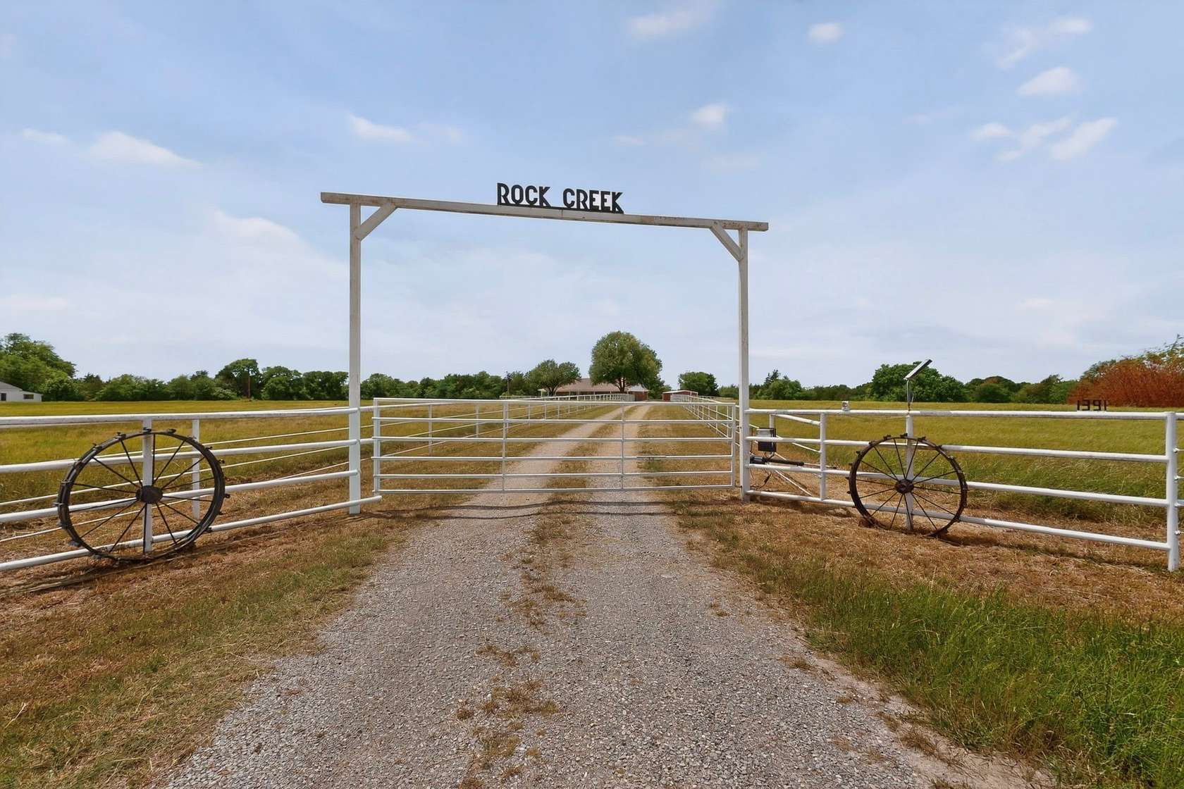 30.3 Acres of Land with Home for Sale in Greenville, Texas