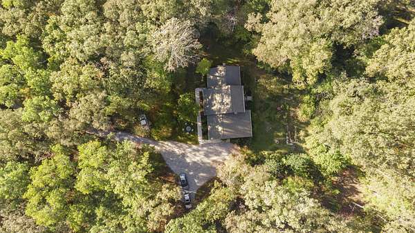 9.5 Acres of Land with Home for Sale in Manchester, Tennessee
