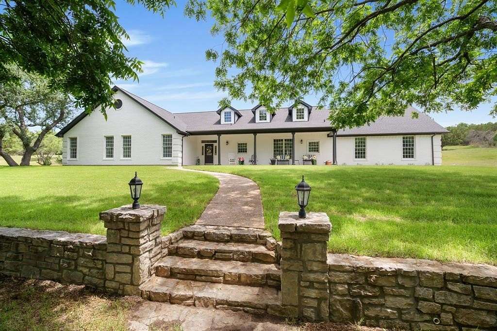 10 Acres of Land with Home for Sale in Willow Park, Texas