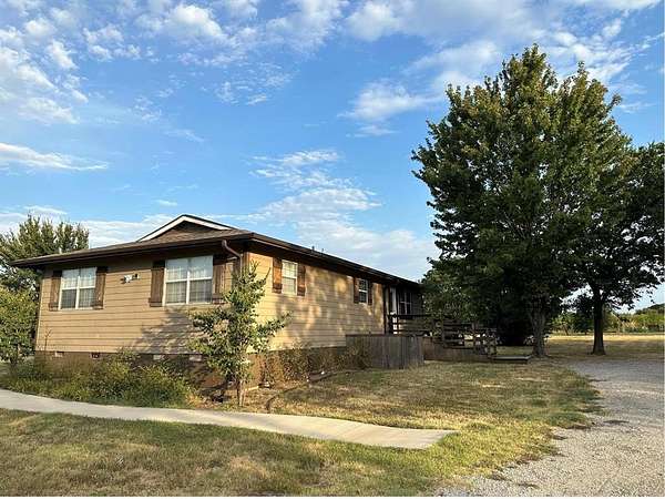 3.17 Acres of Land with Home for Lease in Aubrey, Texas
