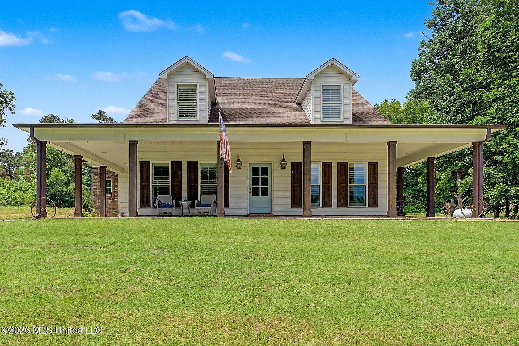4 Acres of Land with Home for Sale in Hernando, Mississippi