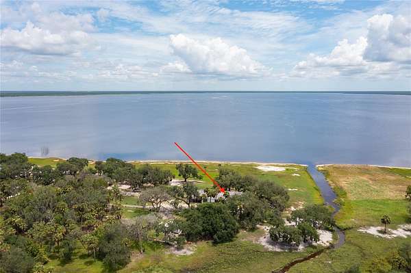 2.34 Acres of Land with Home for Sale in Geneva, Florida