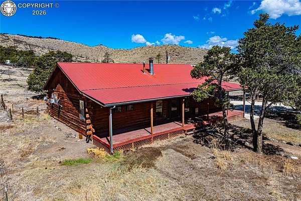 5 Acres of Land with Home for Sale in Cotopaxi, Colorado