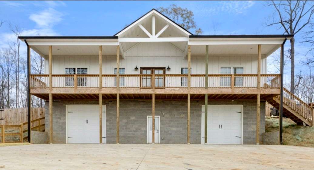 3 Acres of Land with Home for Sale in Indian Mound, Tennessee