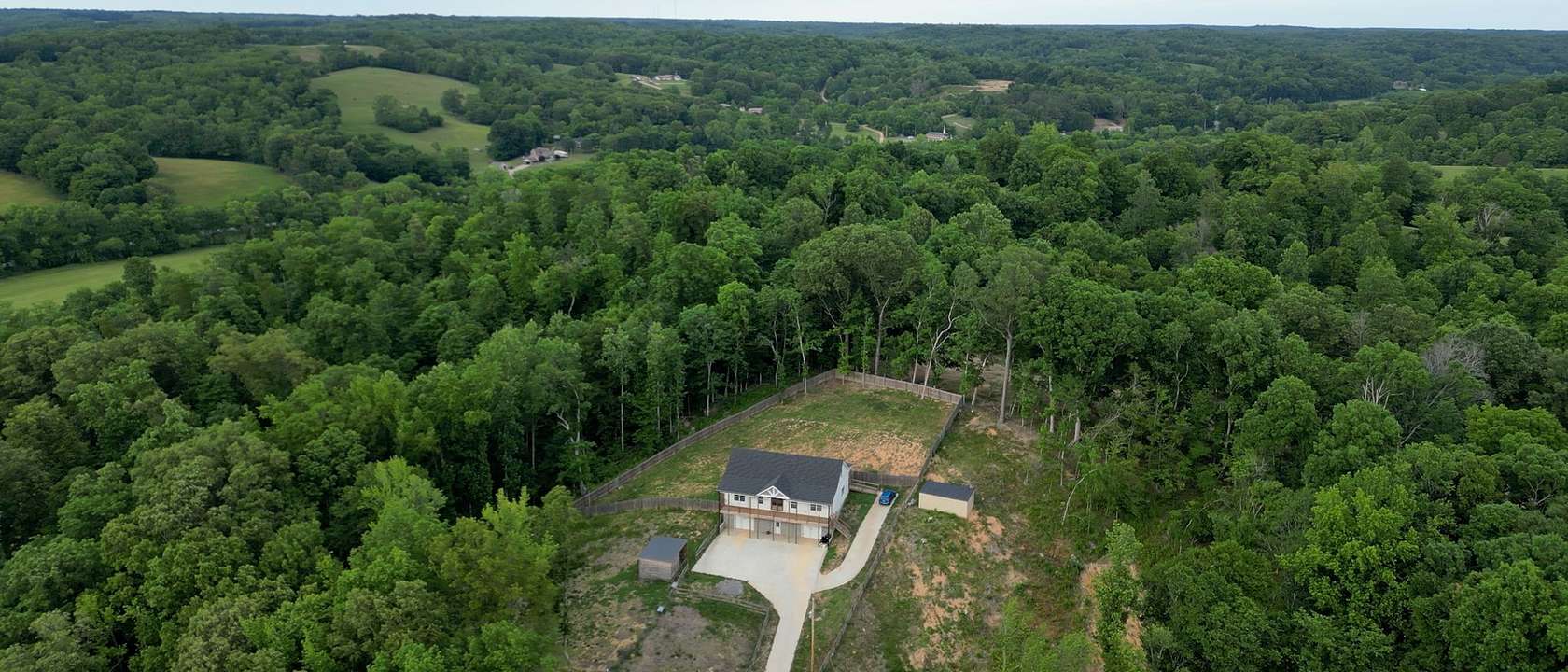 3 Acres of Land with Home for Sale in Indian Mound, Tennessee