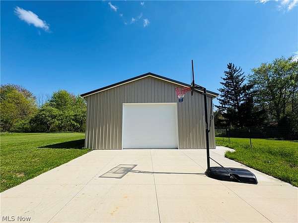 4.61 Acres of Land with Home for Sale in Hinckley, Ohio