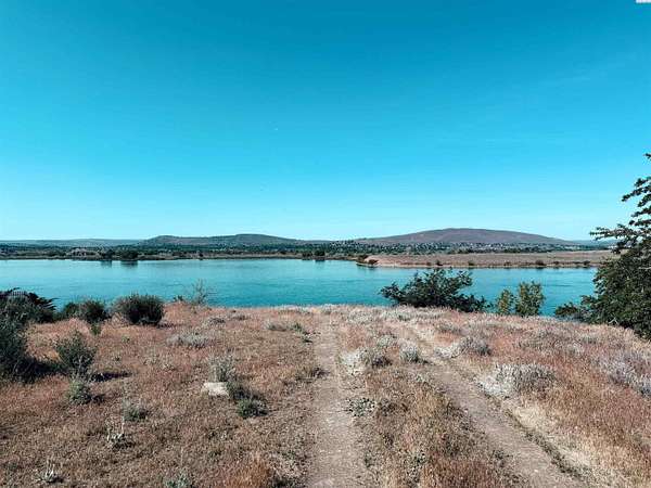 0.45 Acres of Residential Land for Sale in Pasco, Washington