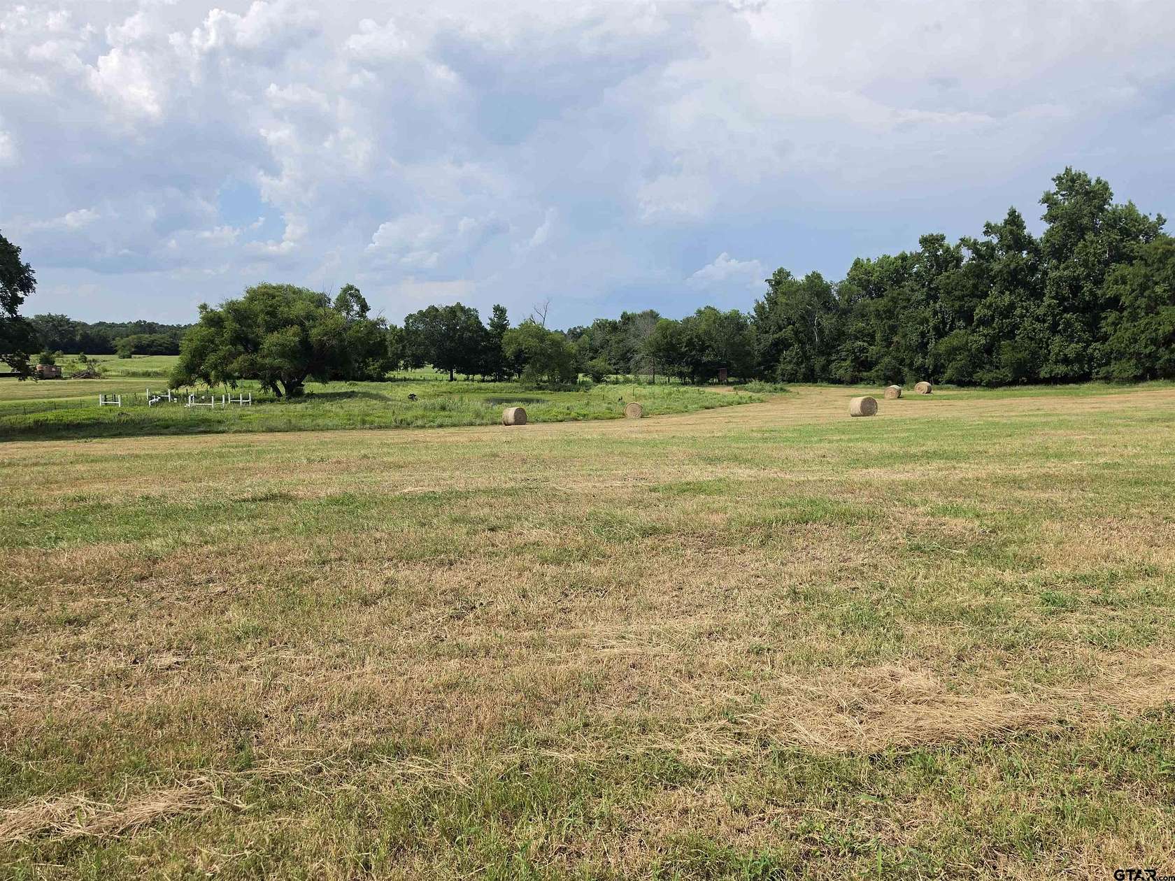 10.5 Acres of Land for Sale in Troup, Texas