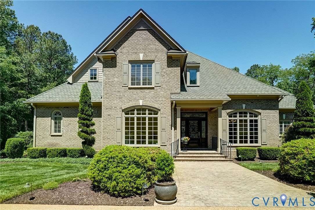 2.31 Acres of Land with Home for Sale in Richmond, Virginia