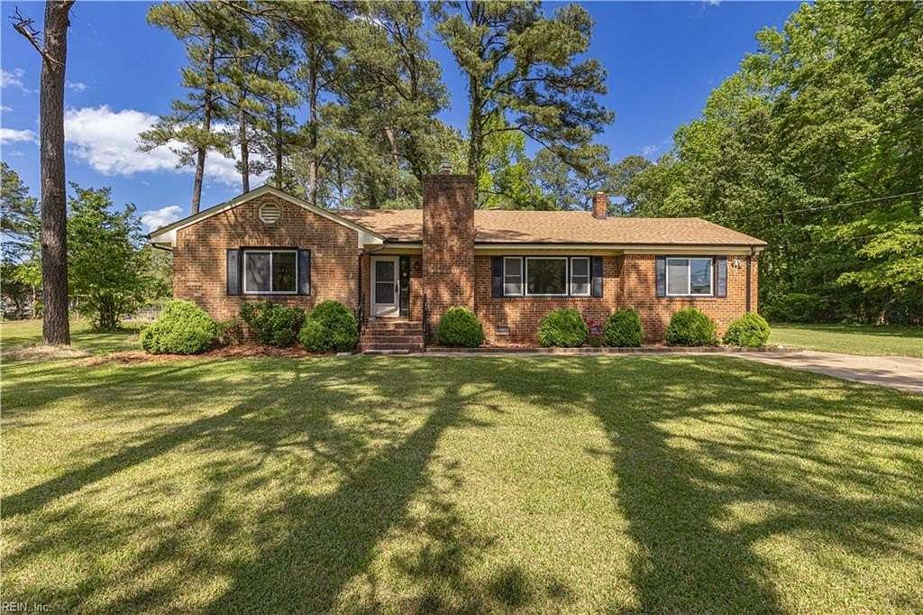 4.51 Acres of Land with Home for Sale in Chesapeake, Virginia